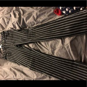 Urban Outfitters Pants - stripped jeggings URBAN OUTFITTERS Urban Outfitters Pants - stripped jeggings URBAN OUTFITTERS